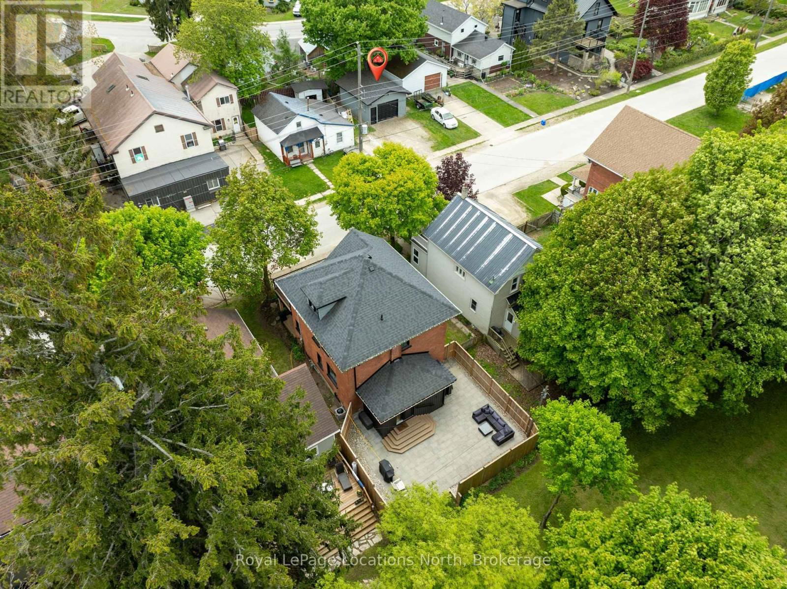 24 MARSHALL STREET WEST Image 39
