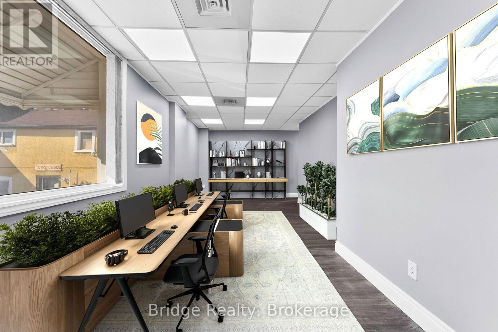 290 DUNDAS STREET Image 35