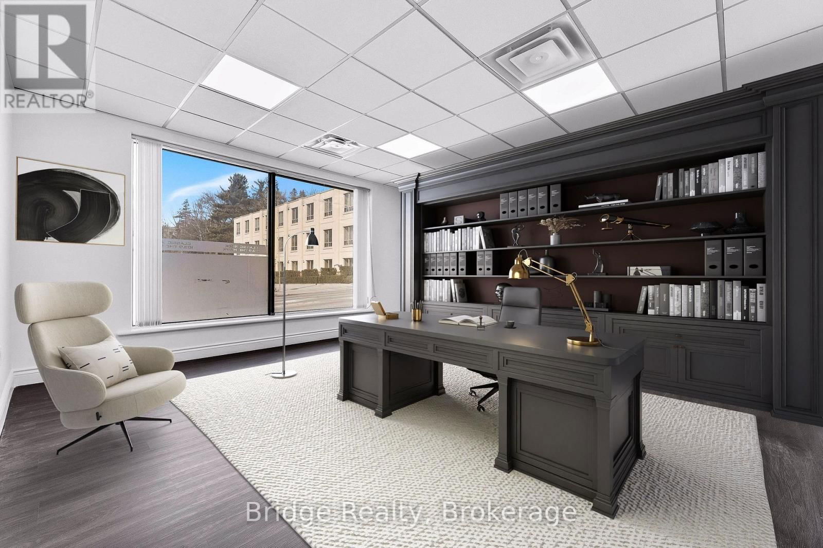 290 DUNDAS STREET Image 9