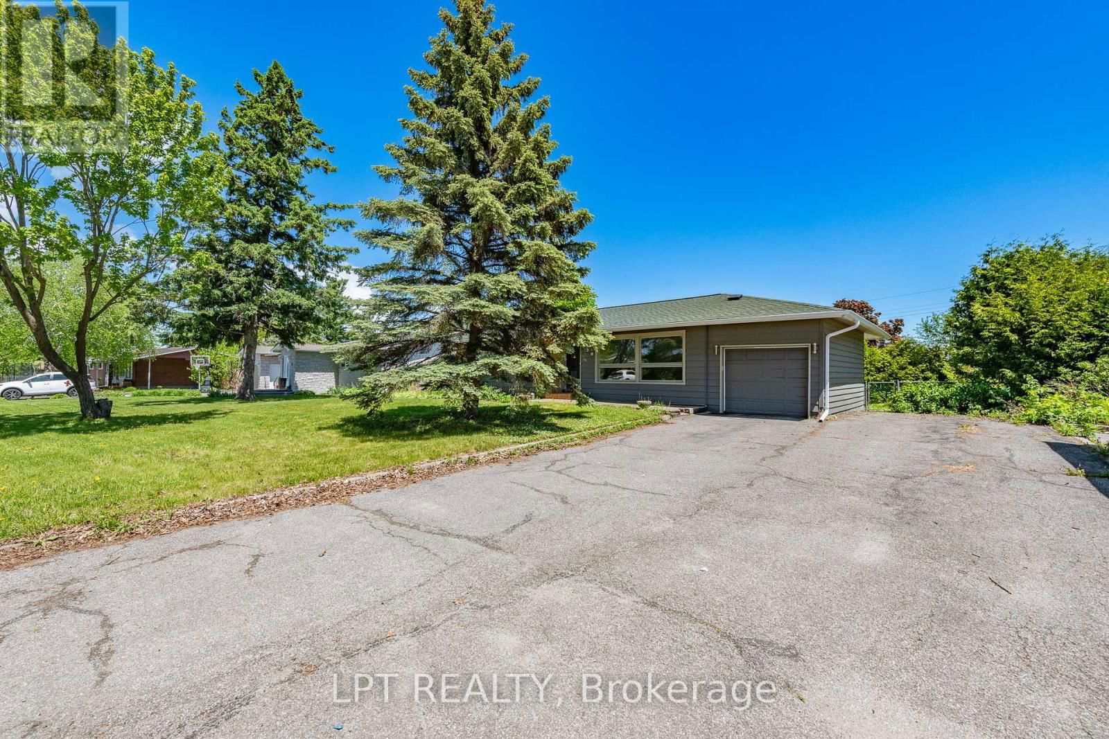 5 ATTWOOD CRESCENT Image 1