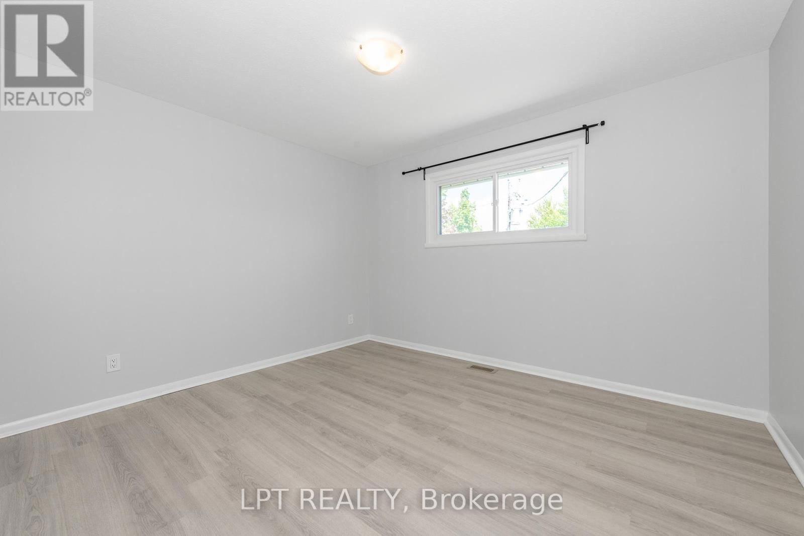 5 ATTWOOD CRESCENT Image 18