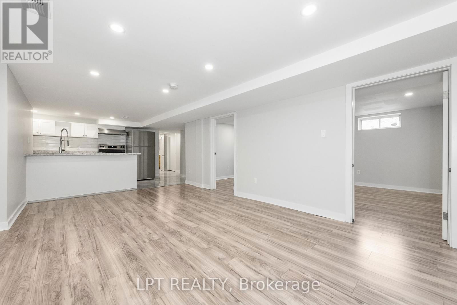 5 ATTWOOD CRESCENT Image 28