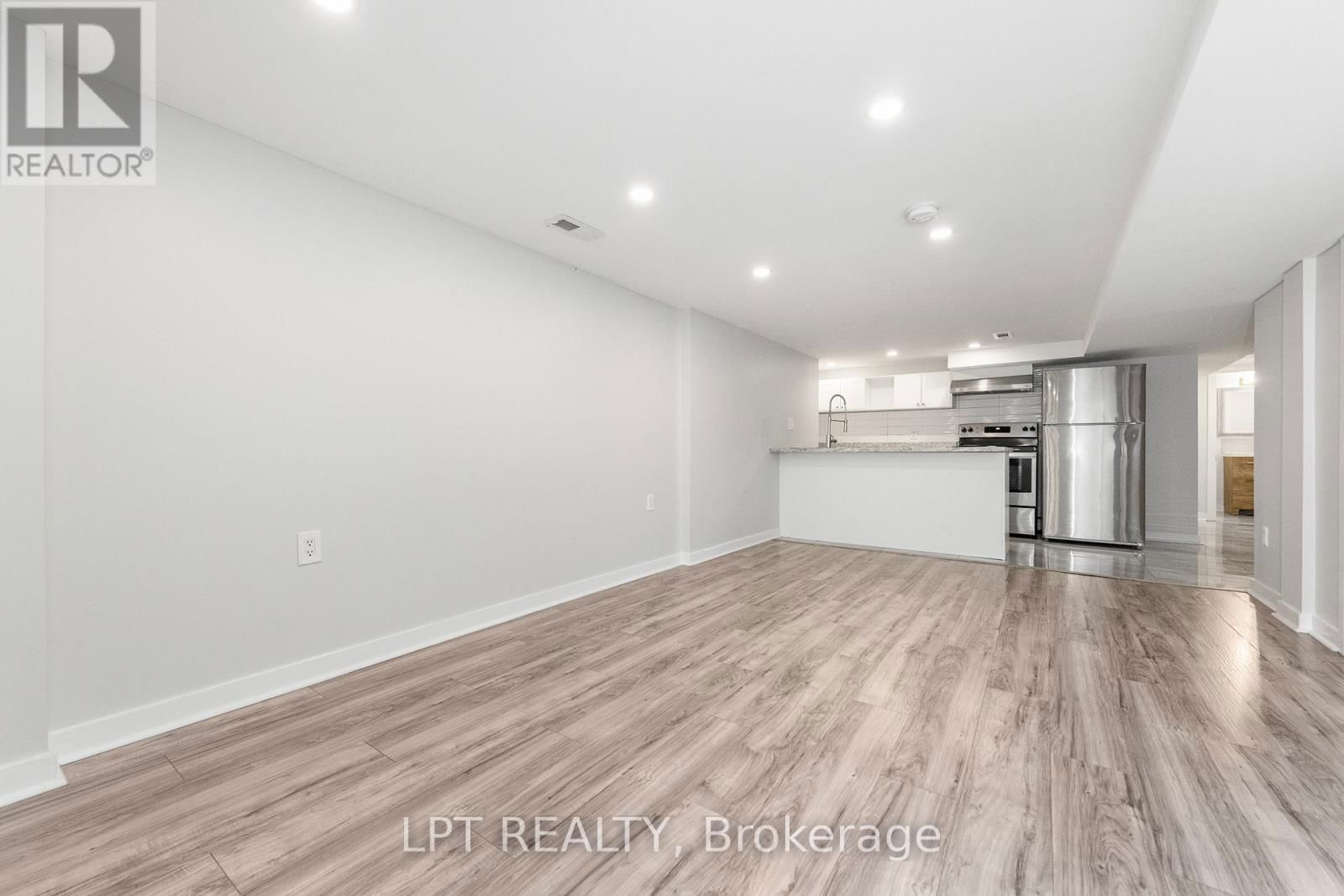 5 ATTWOOD CRESCENT Image 29