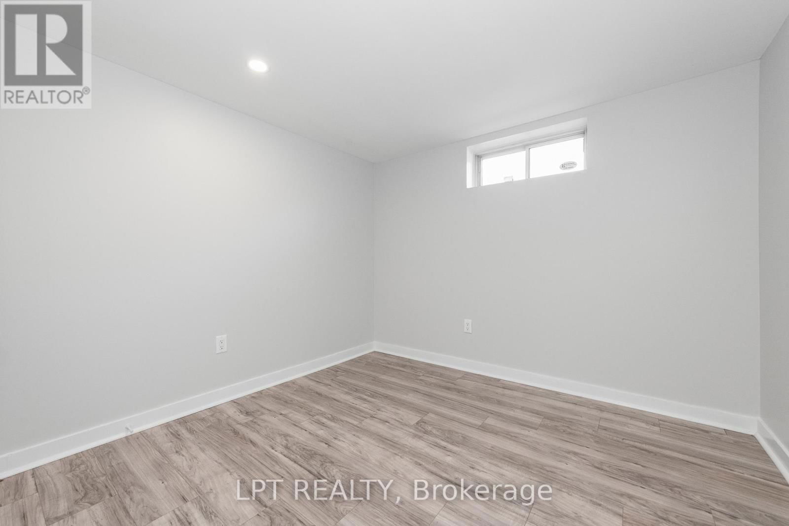 5 ATTWOOD CRESCENT Image 30