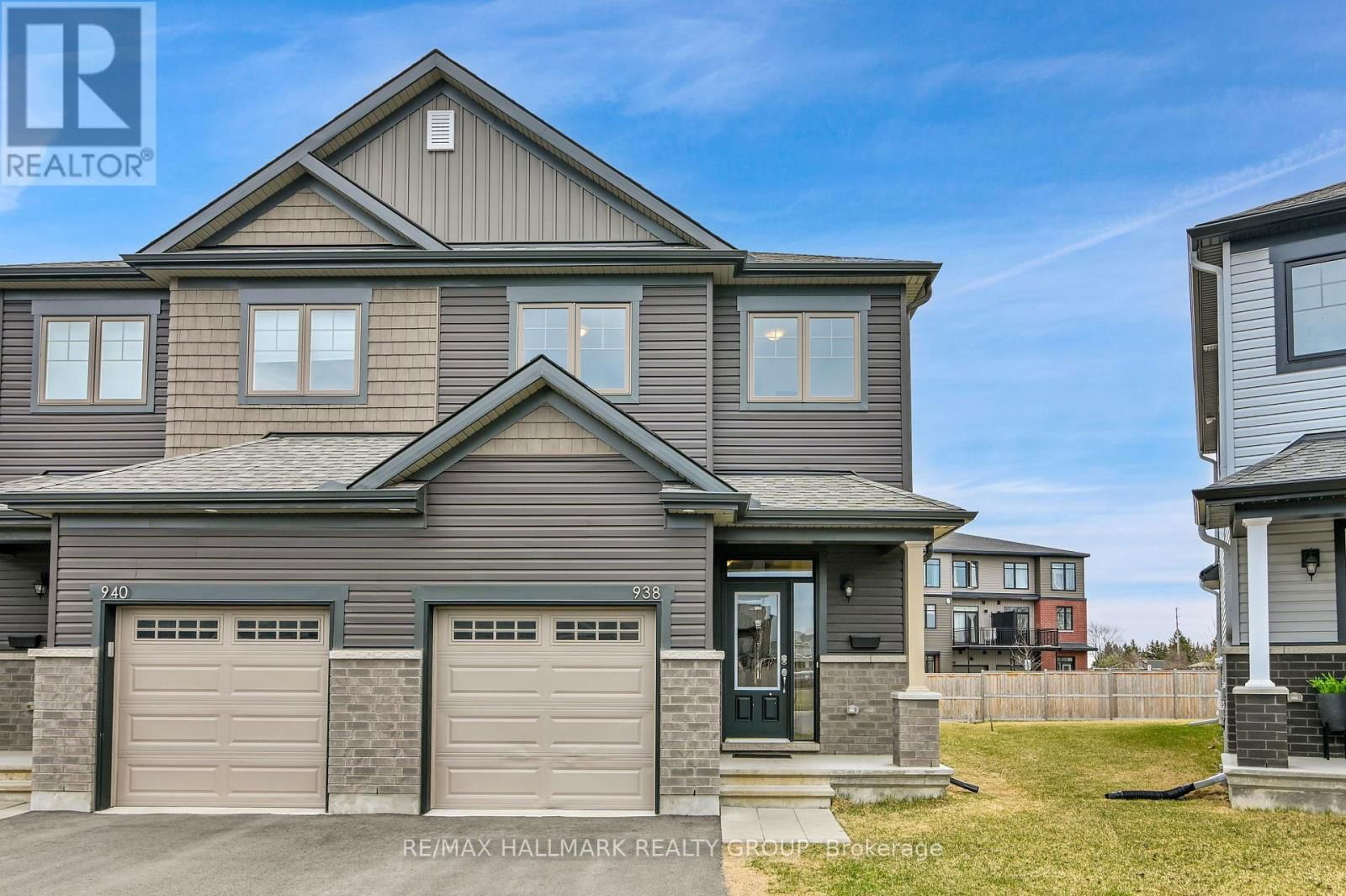 938 SOCCA CRESCENT Image 2