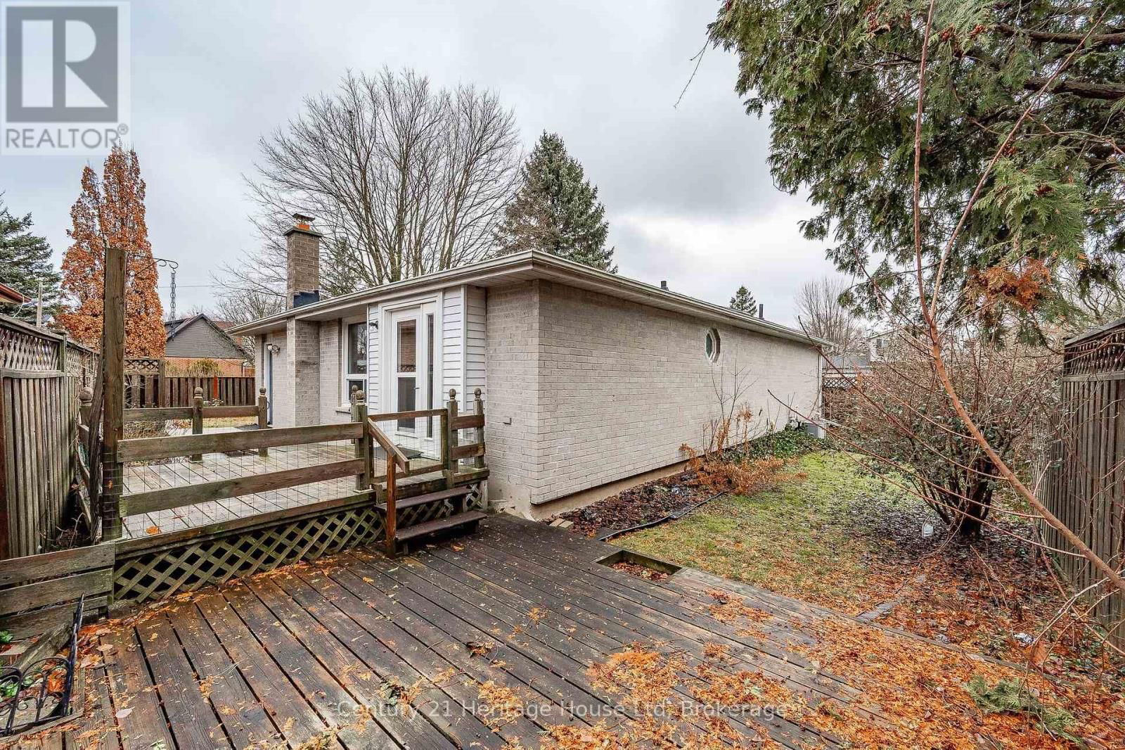 1 CHRISTOPHER COURT Image 36