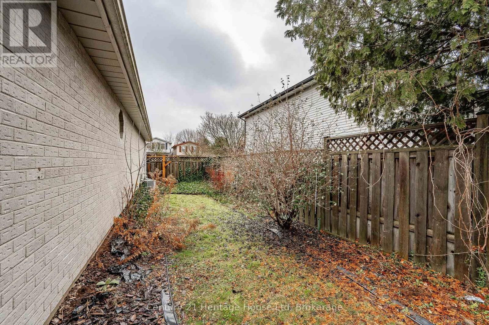 1 CHRISTOPHER COURT Image 37