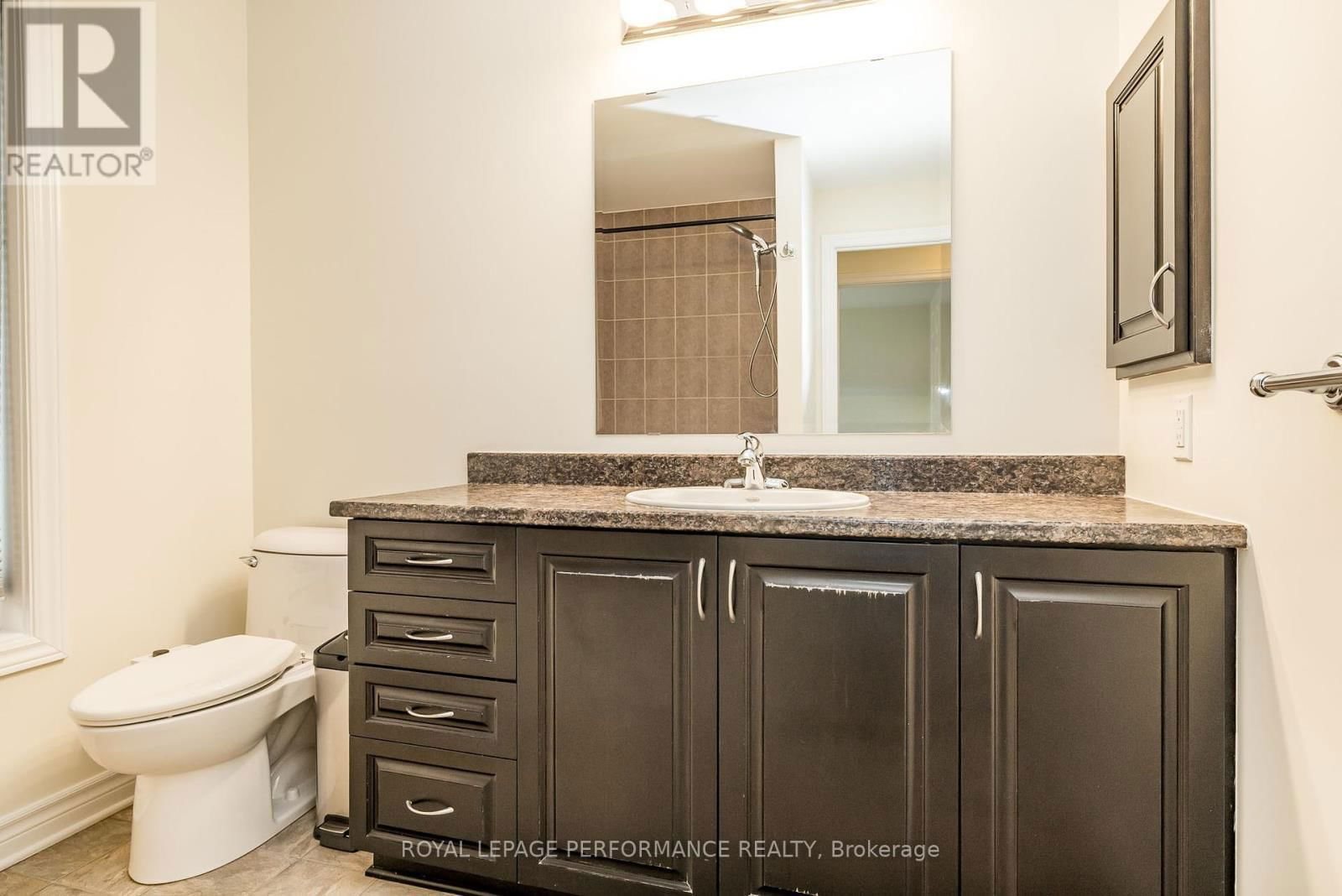 3 - 212 PASEO PRIVATE Image 32