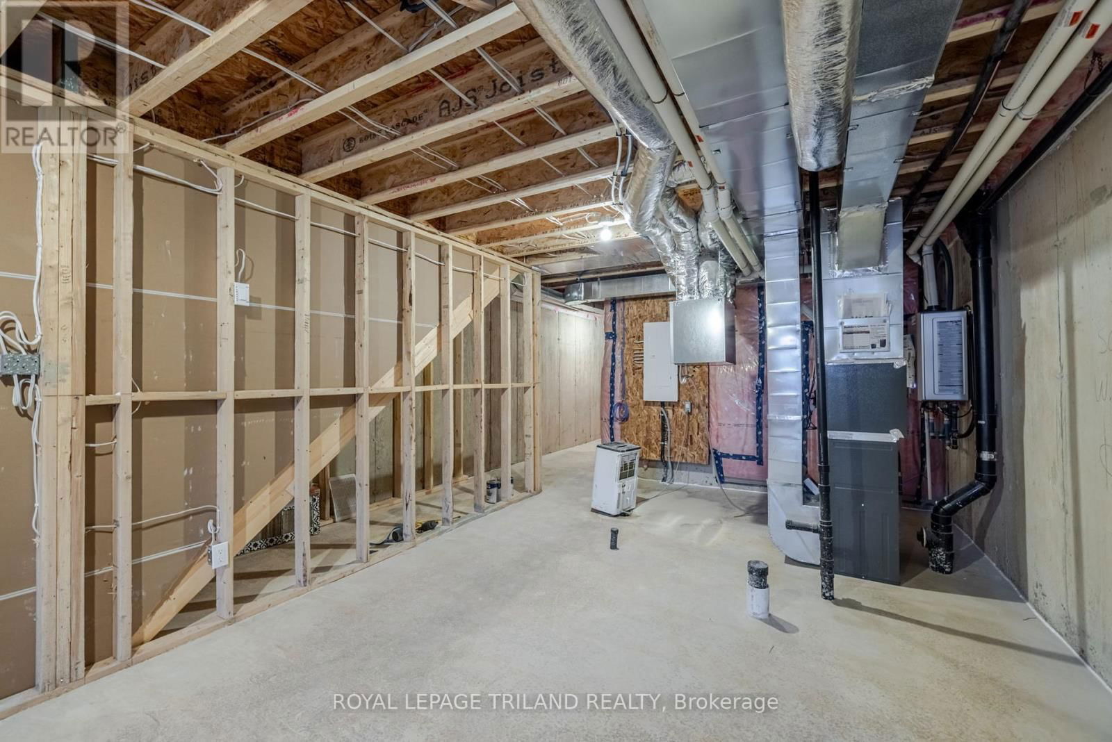 784 BANYAN LANE Image 29