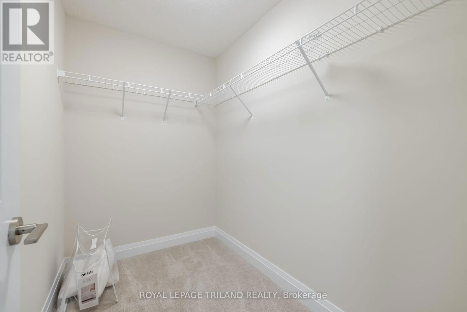 786 BANYAN LANE Image 18