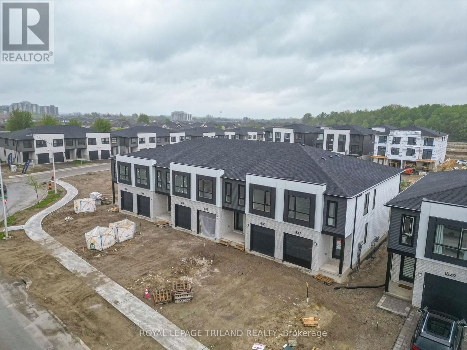 786 BANYAN LANE Image 2
