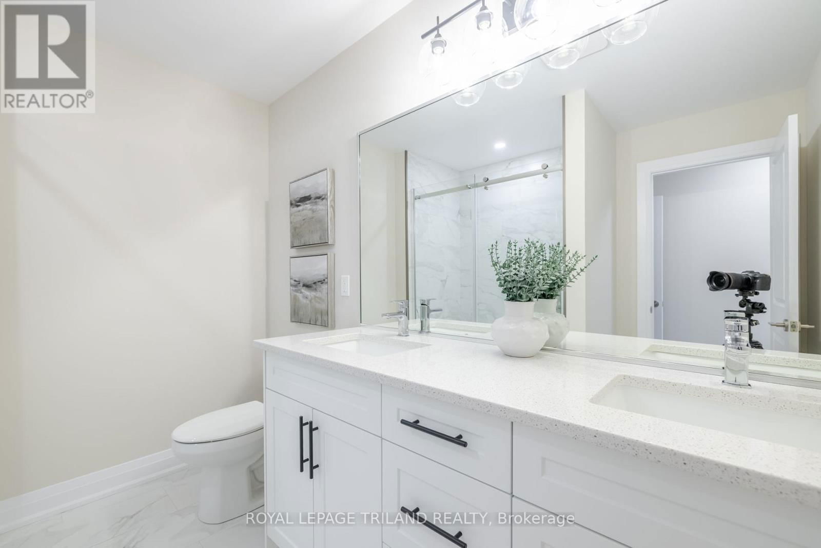 786 BANYAN LANE Image 20