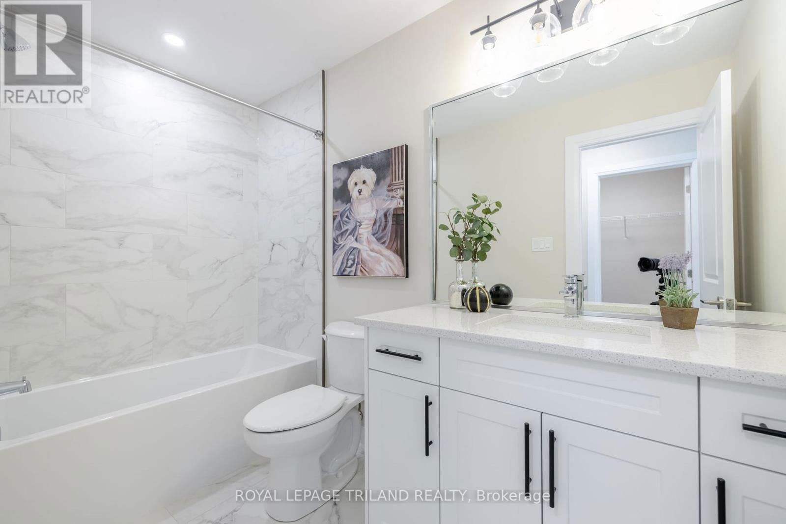 786 BANYAN LANE Image 25