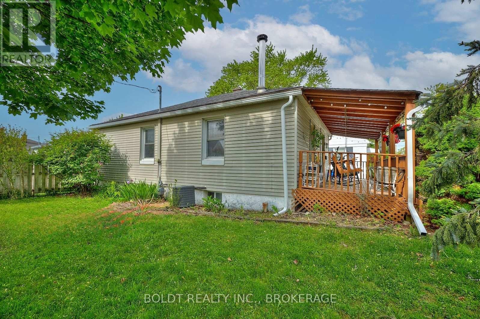 33 ARGYLE CRESCENT Image 19