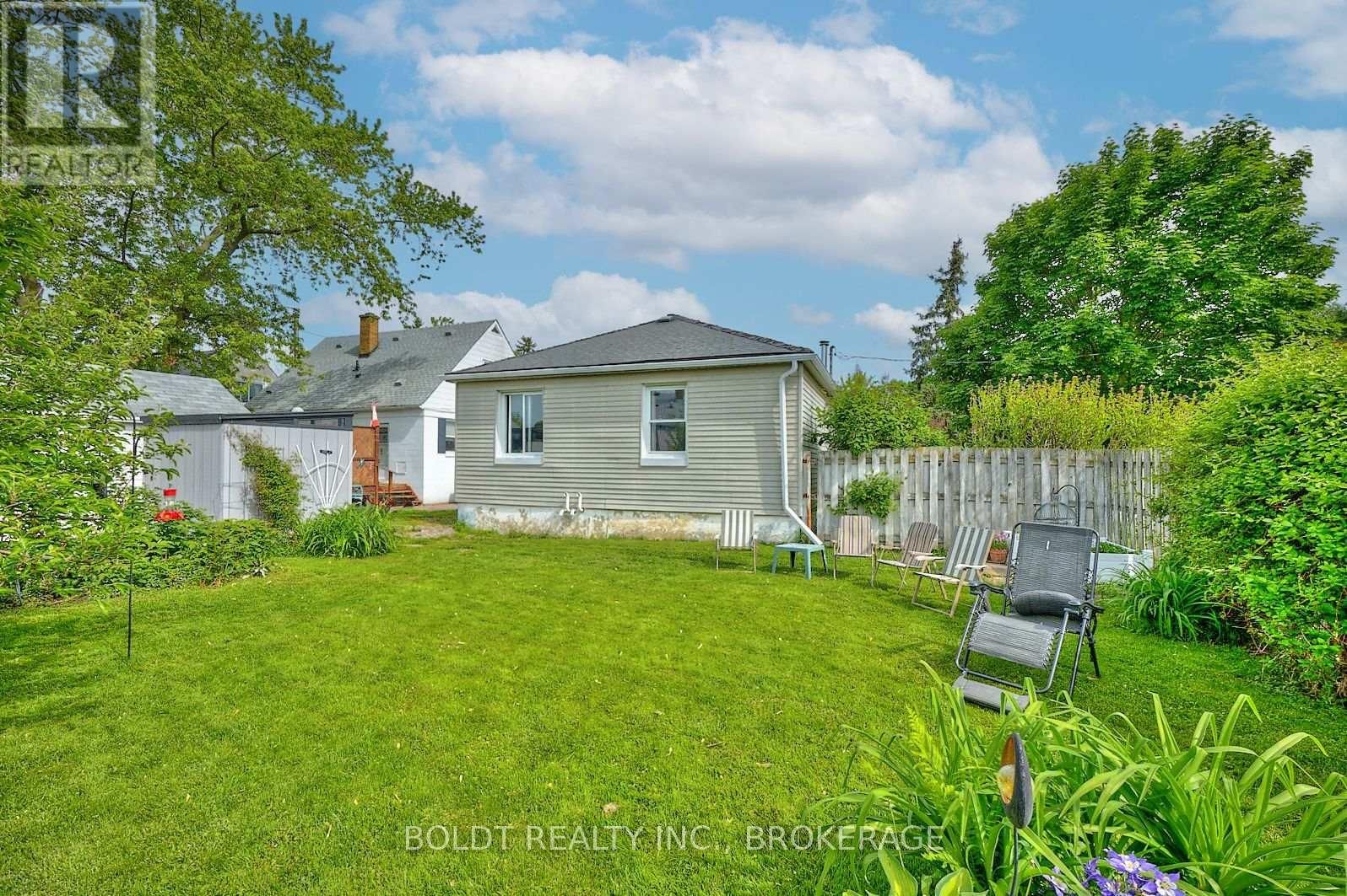 33 ARGYLE CRESCENT Image 22
