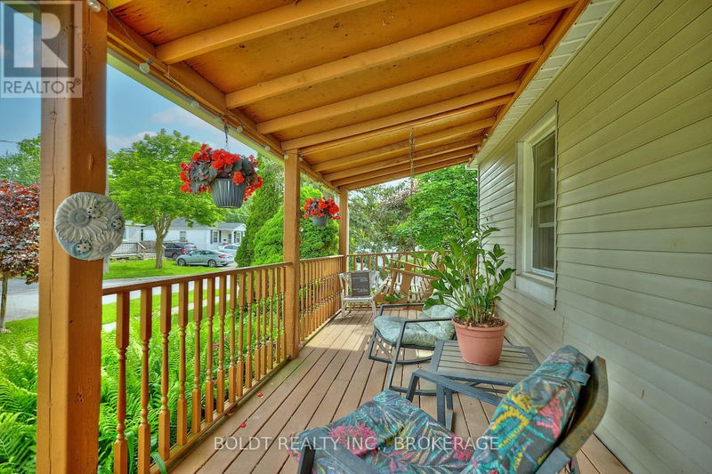Tertiary Property View
