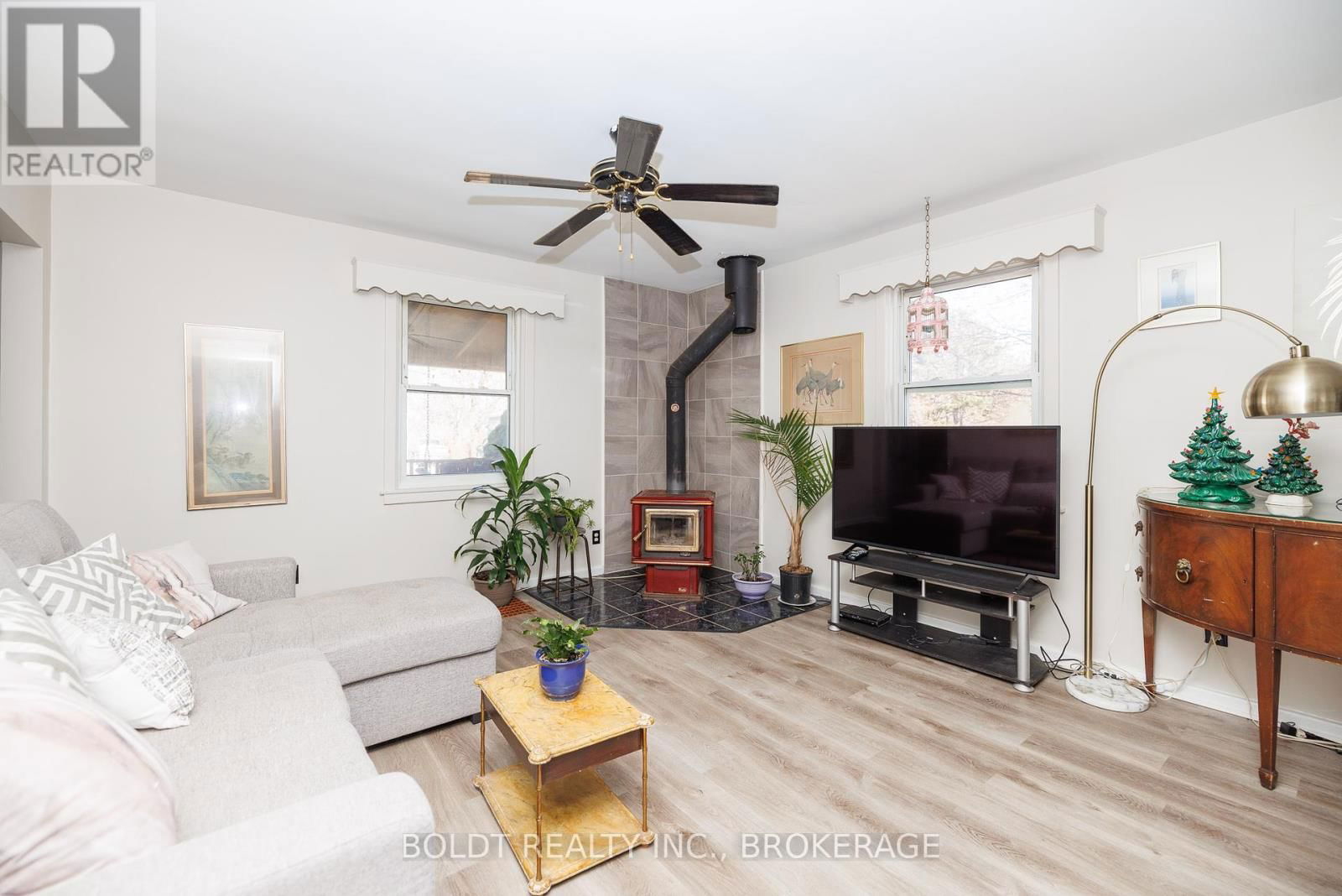 33 ARGYLE CRESCENT Image 5