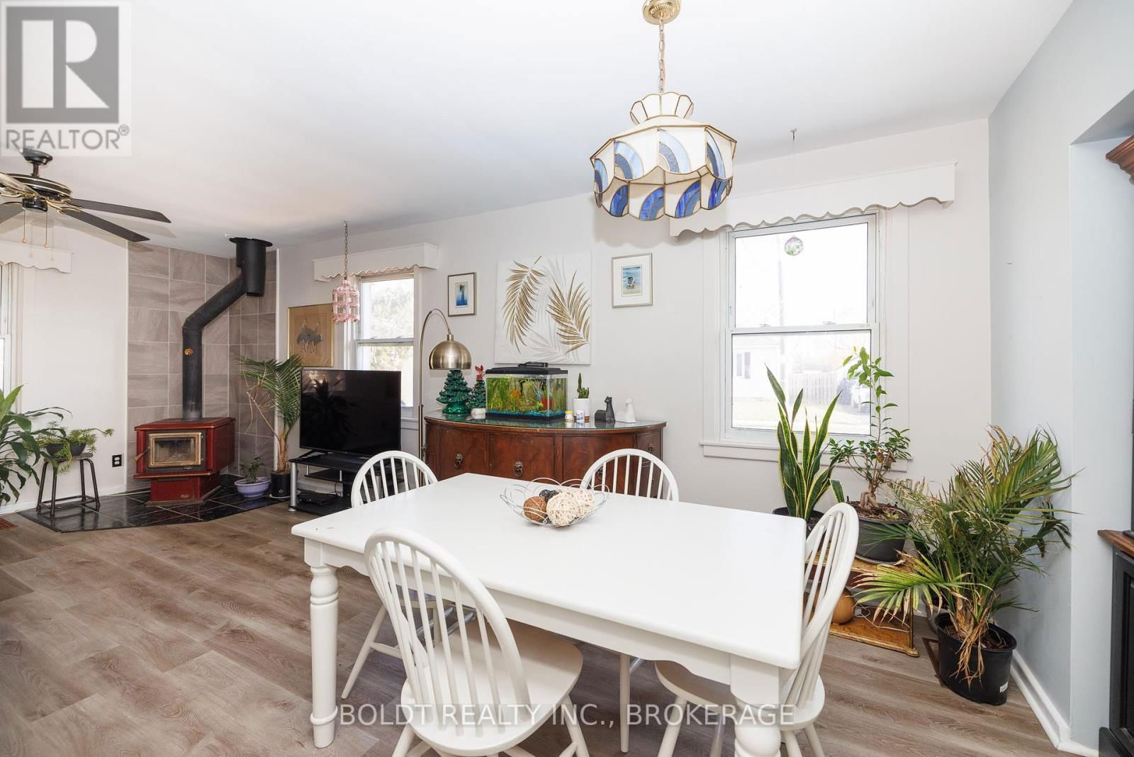 33 ARGYLE CRESCENT Image 8