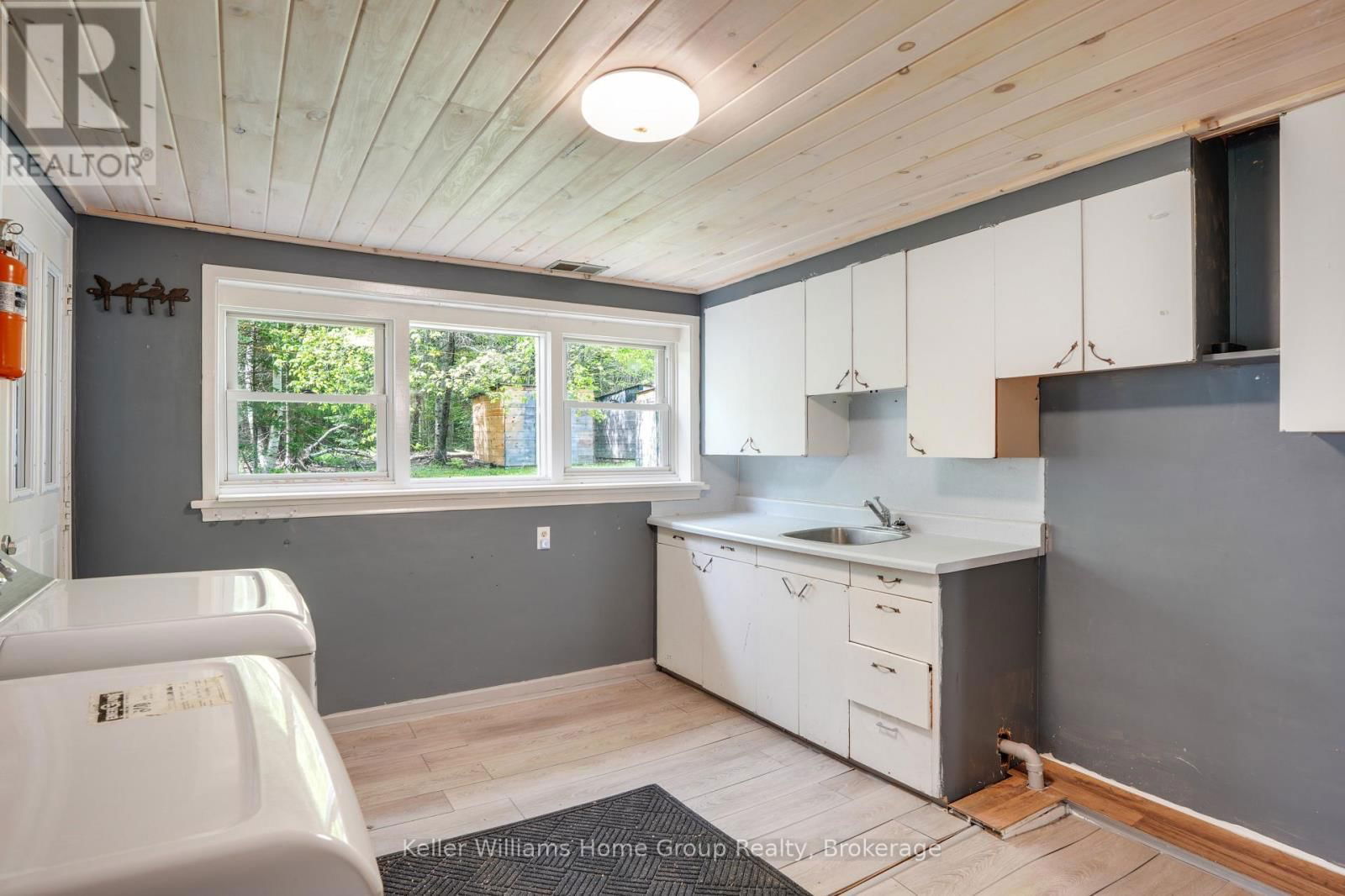 311 CHEMAUSHGON ROAD Image 10
