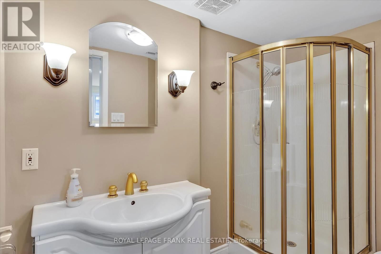 1690 PINEHILL DRIVE Image 29