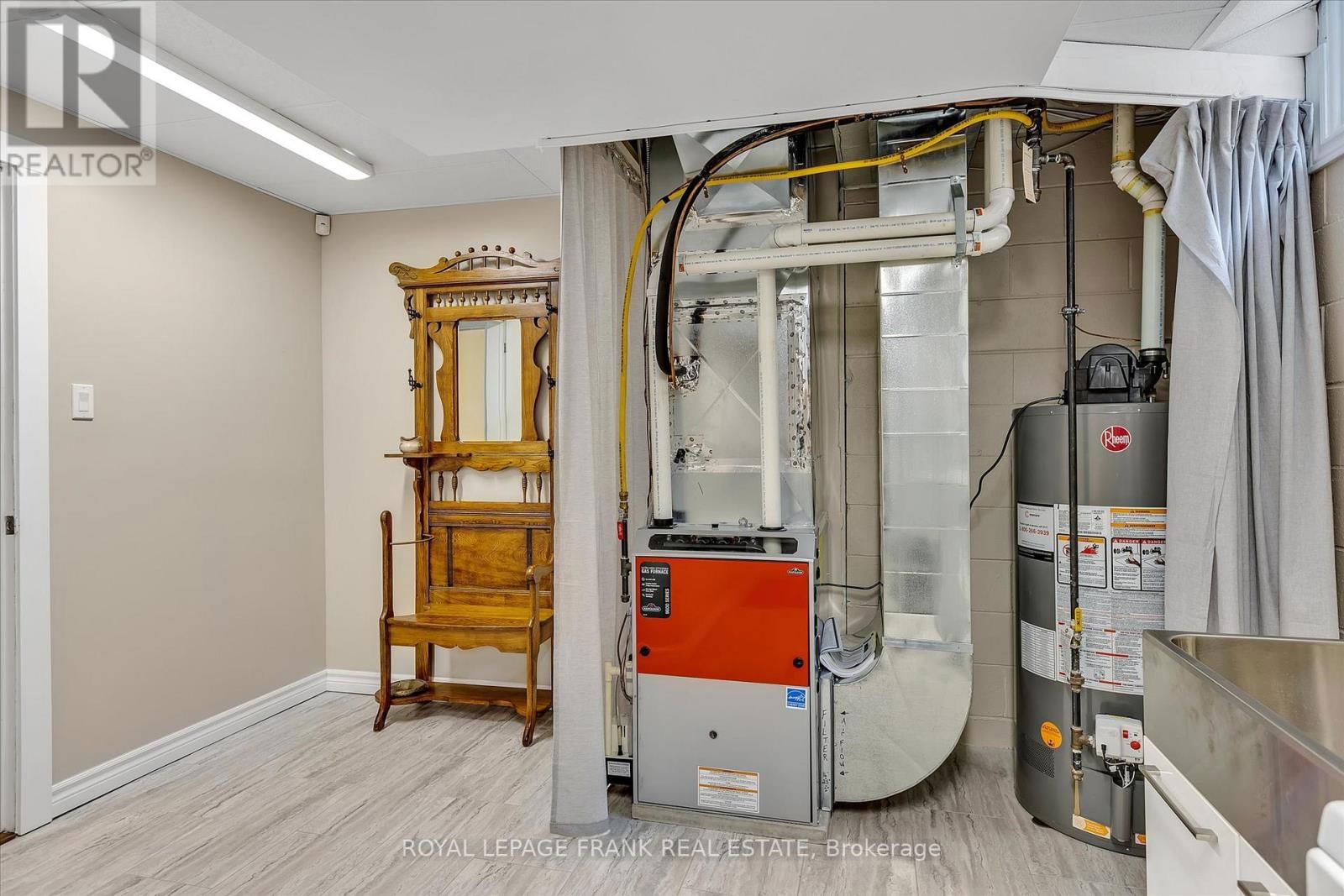 1690 PINEHILL DRIVE Image 33