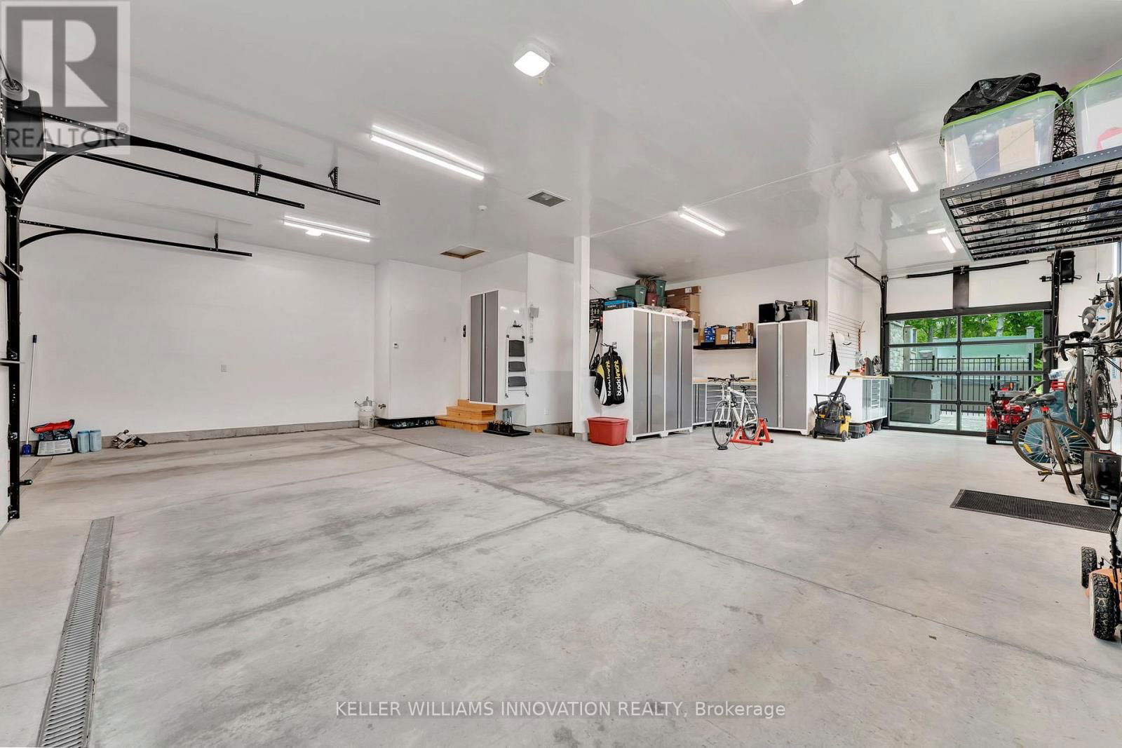 330 ROGERS ROAD Image 33