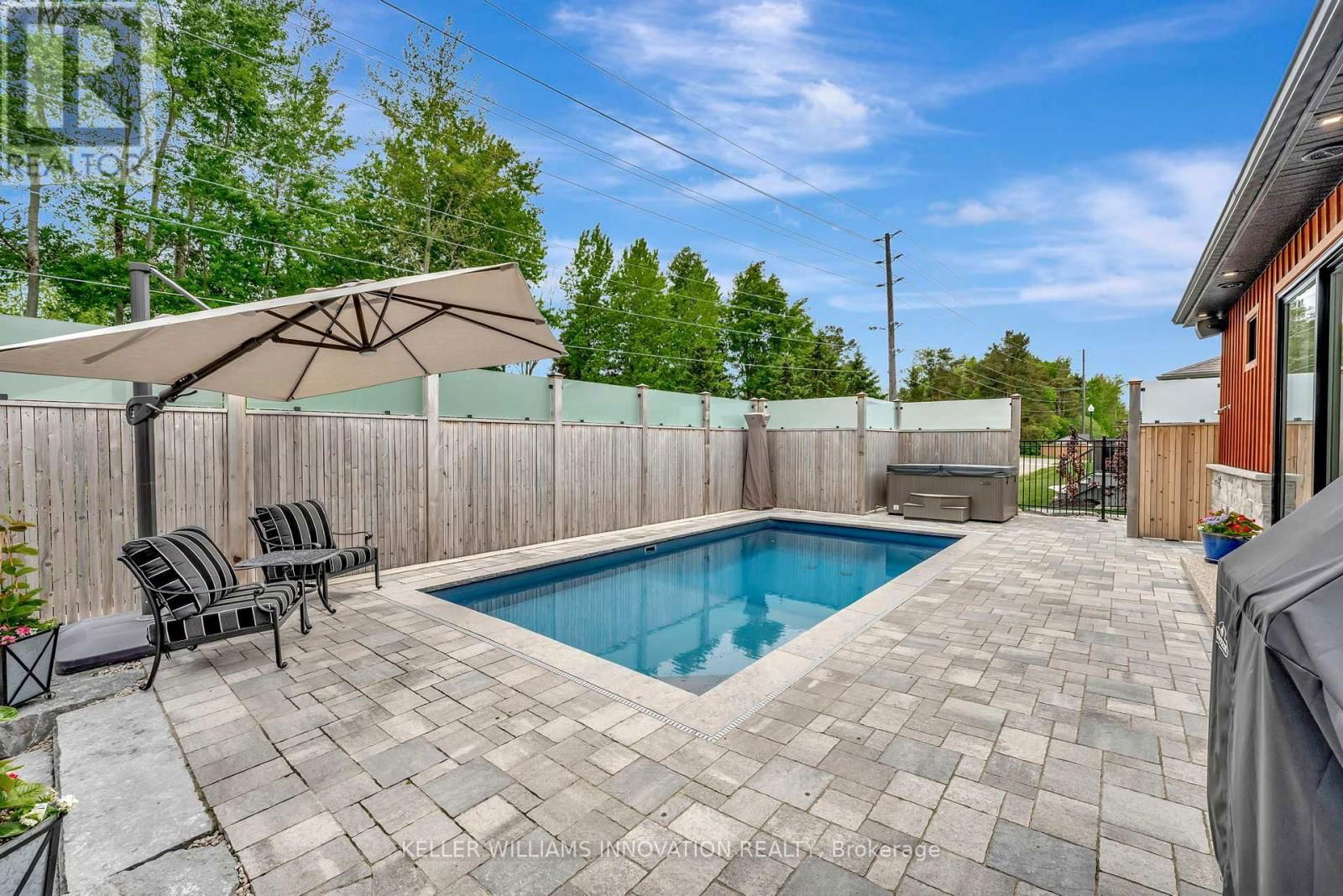 330 ROGERS ROAD Image 38