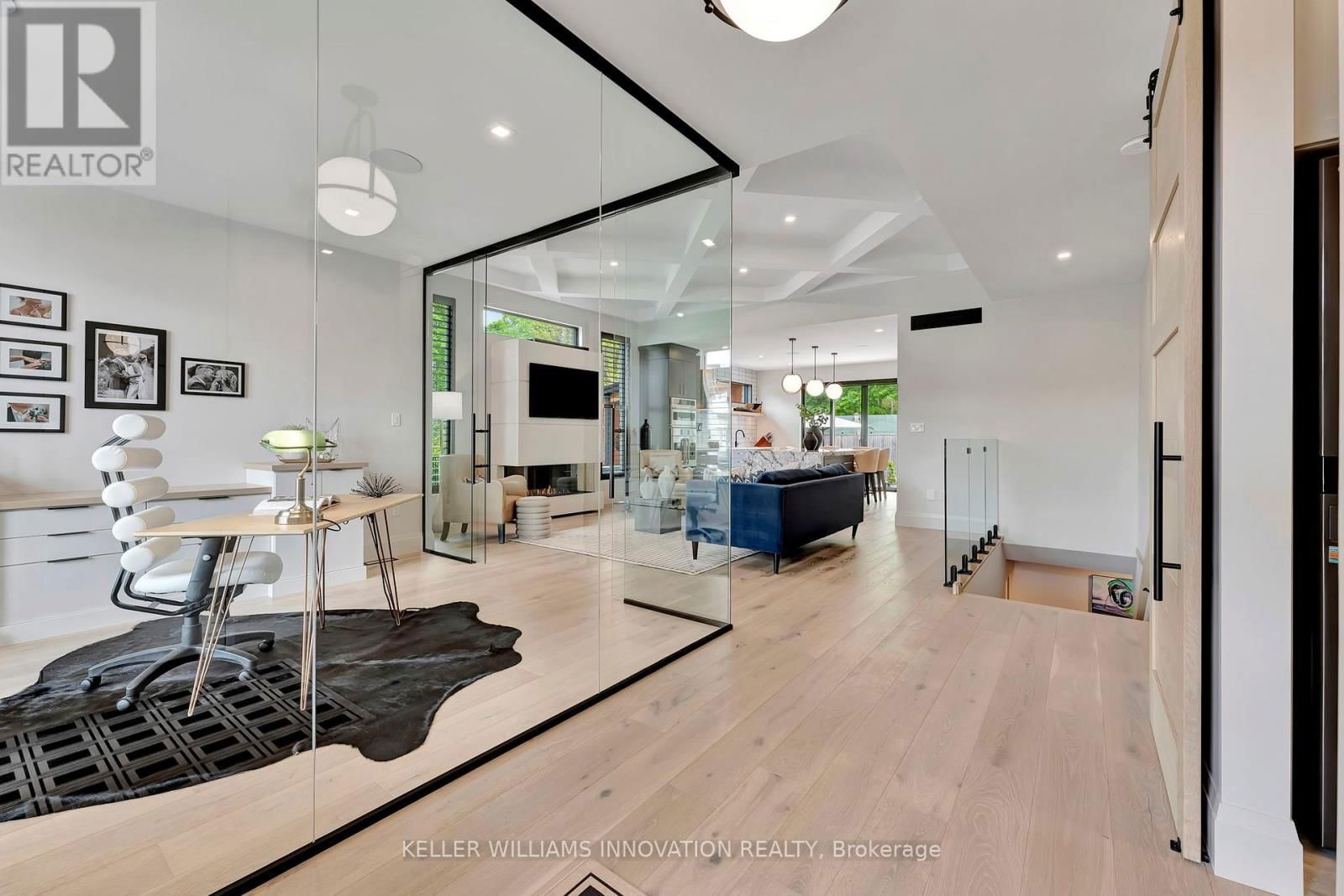 330 ROGERS ROAD Image 9