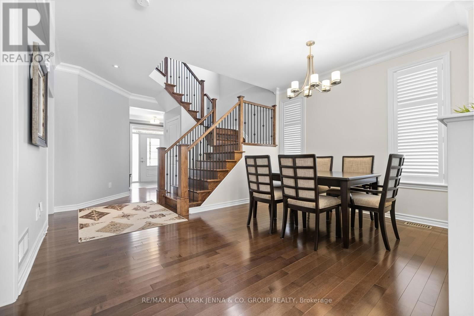 325 VIA VERONA AVENUE Image 9