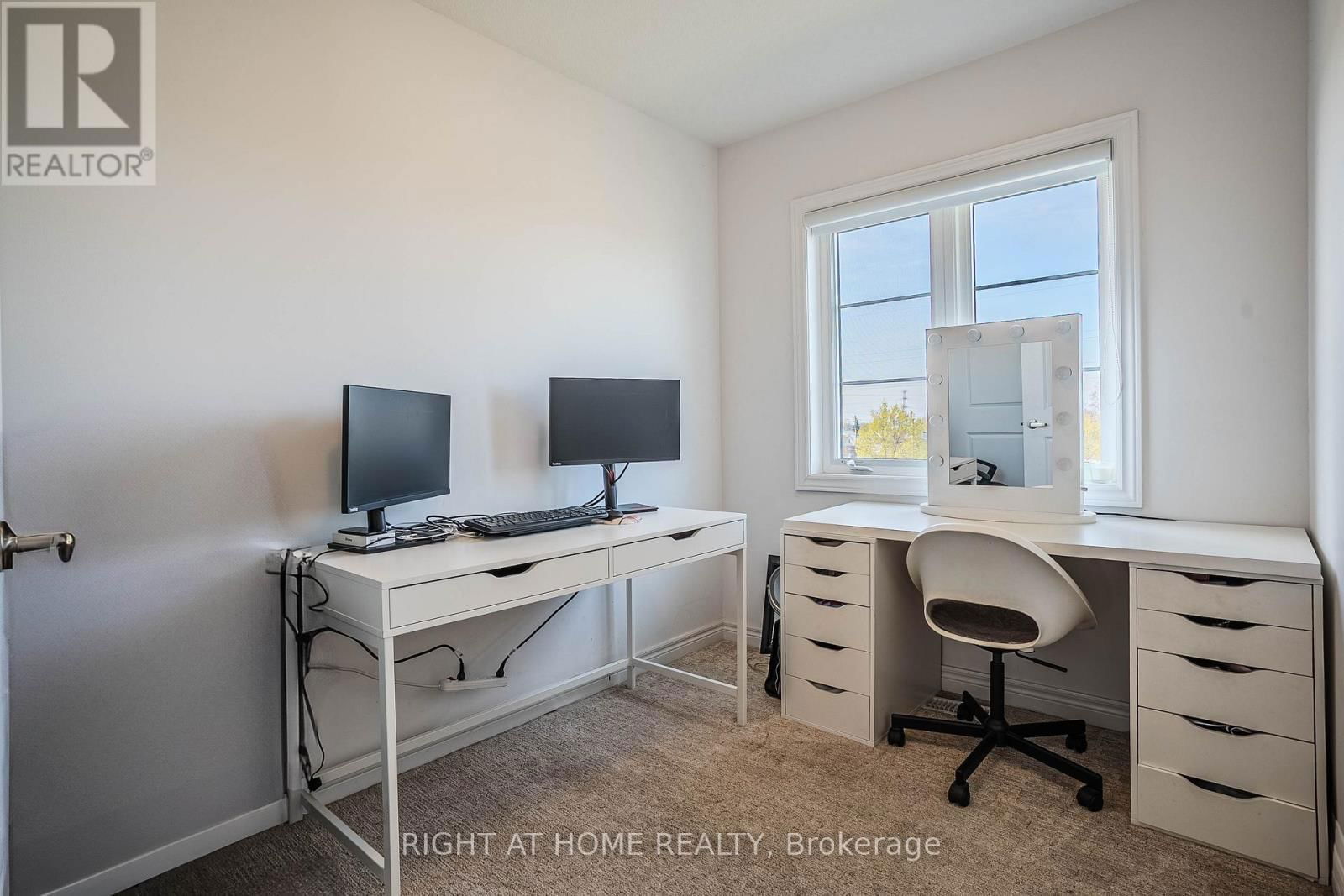 14 - 575 WOODWARD AVENUE Image 30