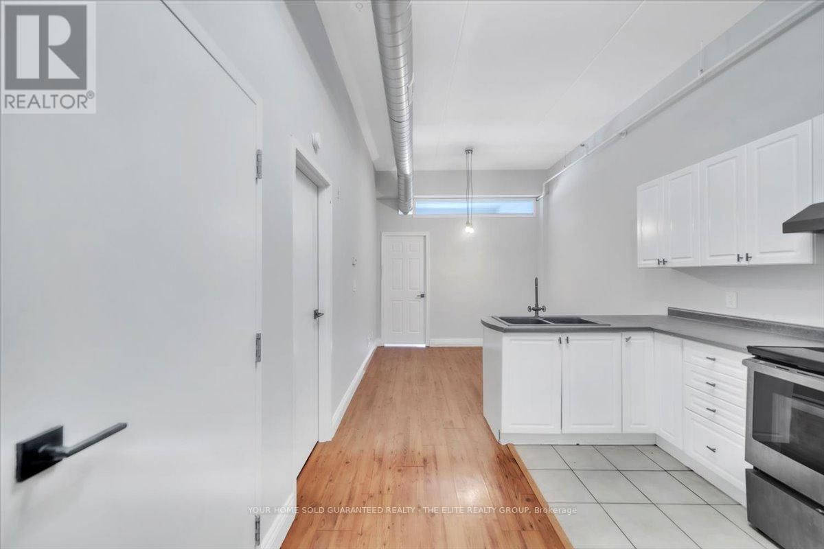 302 - 150 COLBORNE STREET Image 13