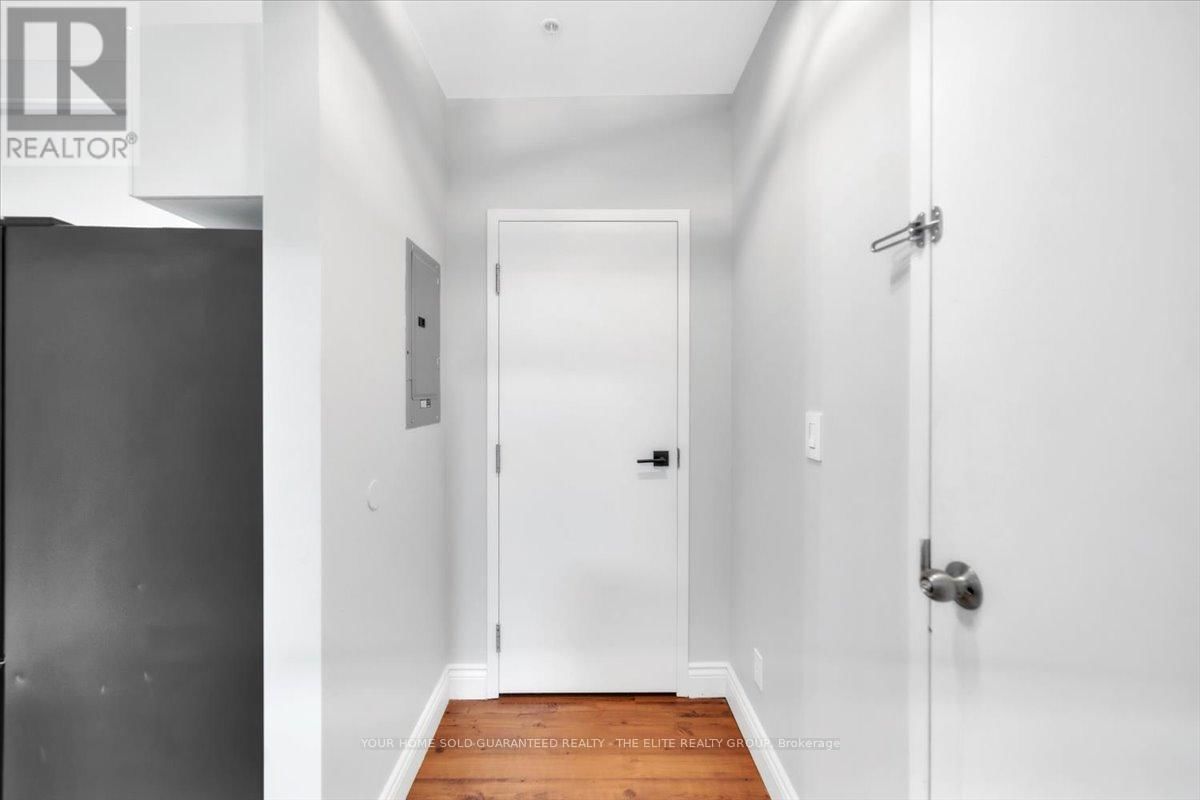 302 - 150 COLBORNE STREET Image 18
