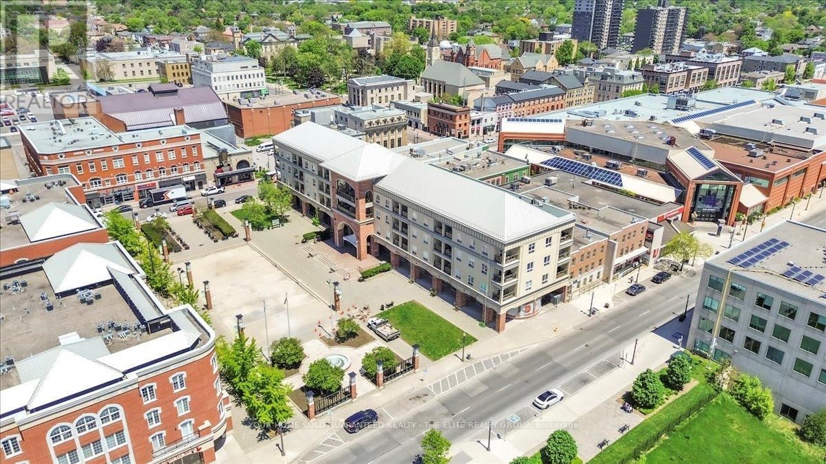 302 - 150 COLBORNE STREET Image 2