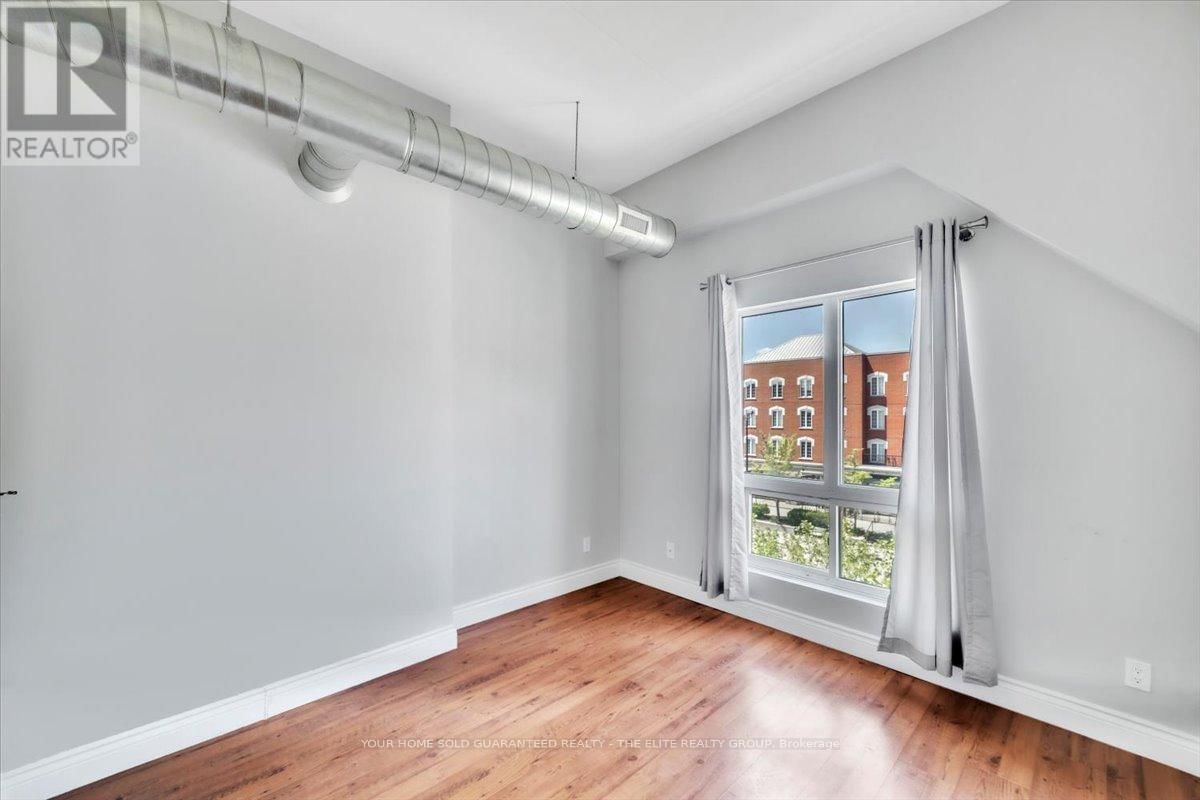 302 - 150 COLBORNE STREET Image 21