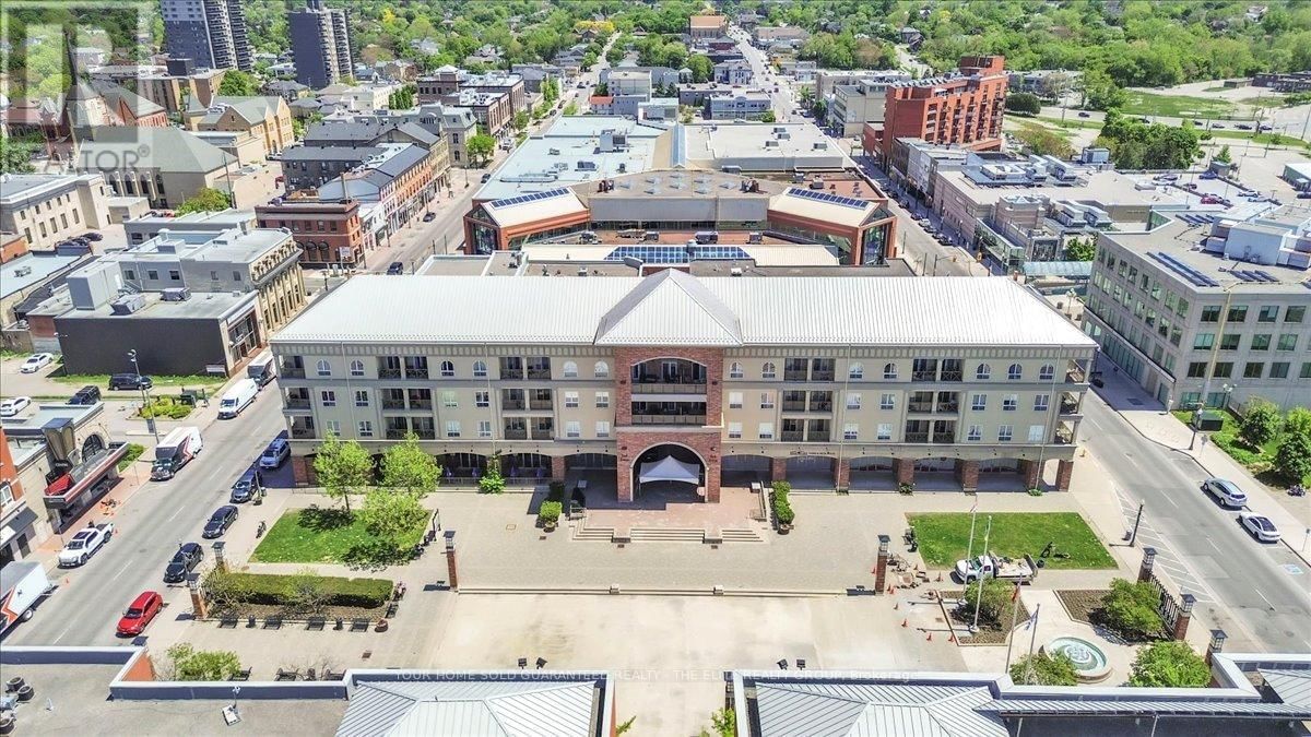 302 - 150 COLBORNE STREET Image 3