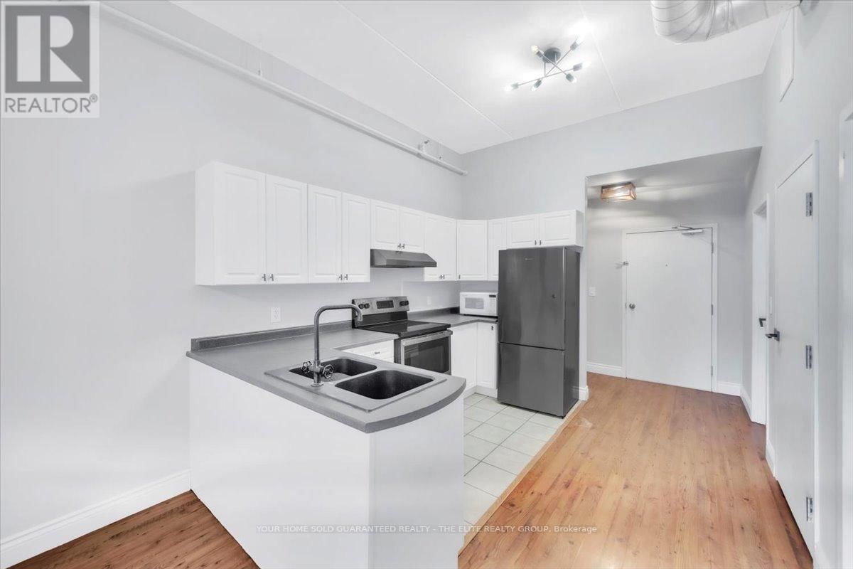 302 - 150 COLBORNE STREET Image 7