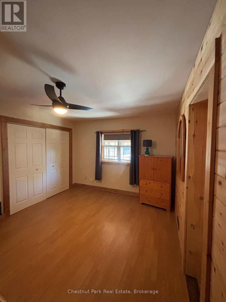 175 CRESCENT DRIVE Image 12