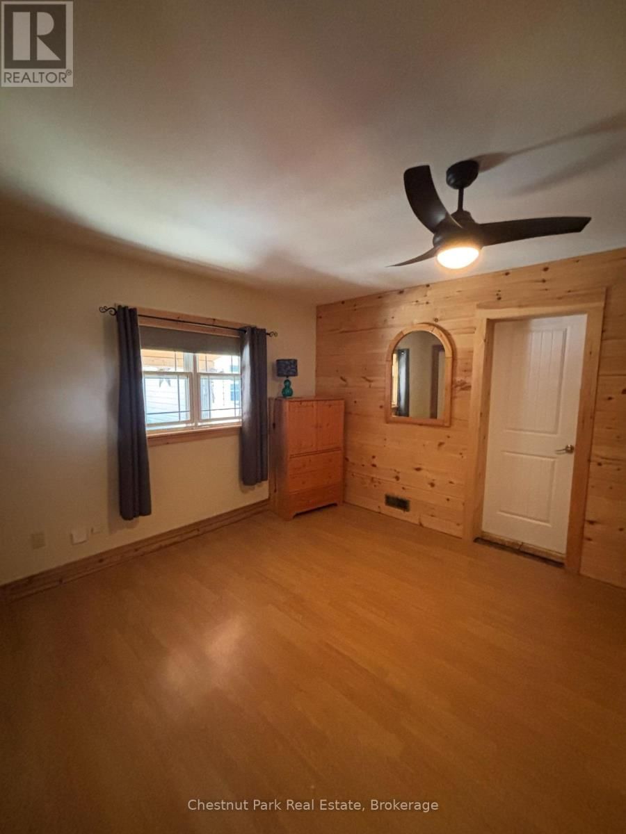175 CRESCENT DRIVE Image 13