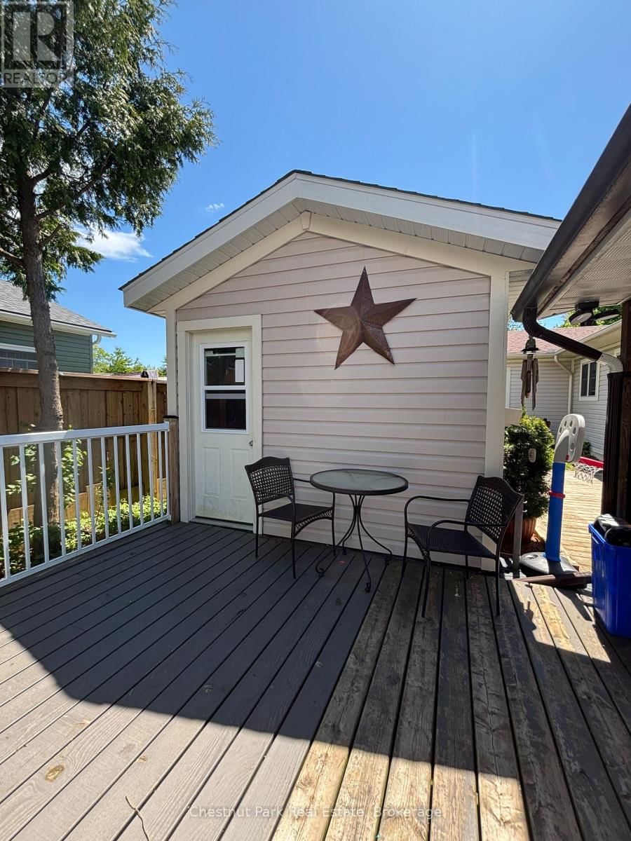 175 CRESCENT DRIVE Image 34