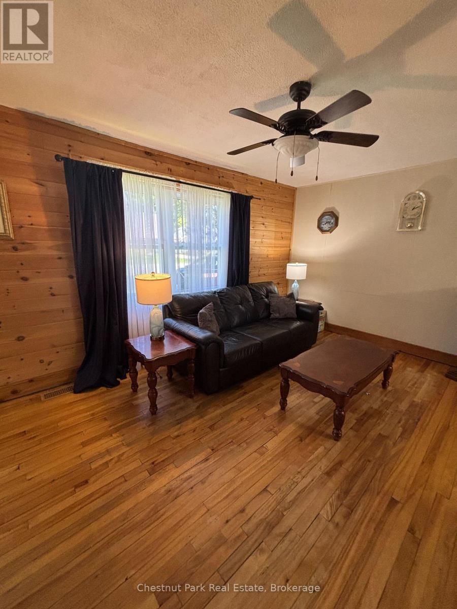175 CRESCENT DRIVE Image 5