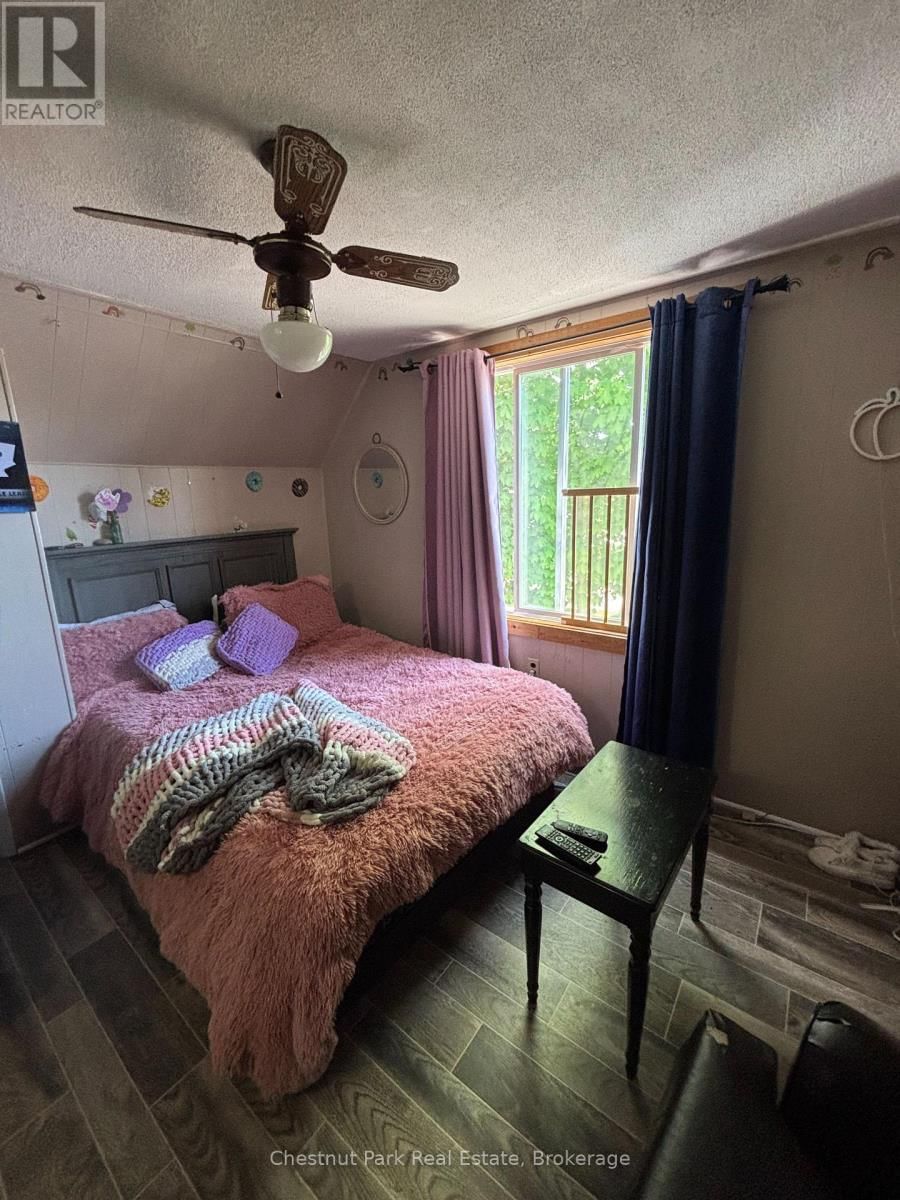 175 CRESCENT DRIVE Image 8