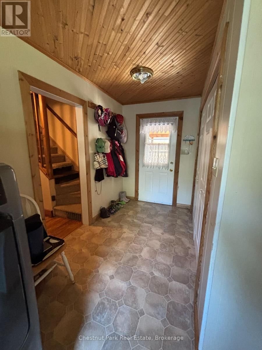 175 CRESCENT DRIVE Image 9