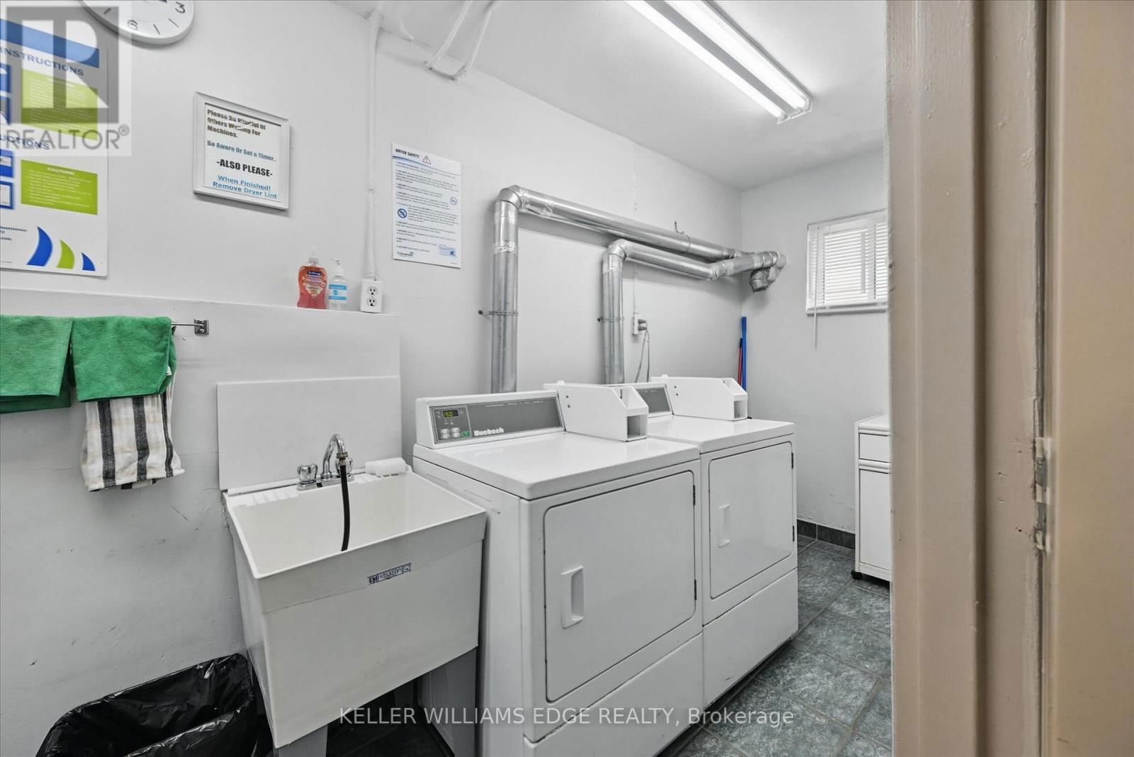 43 - 2373 KING STREET EAST Image 31
