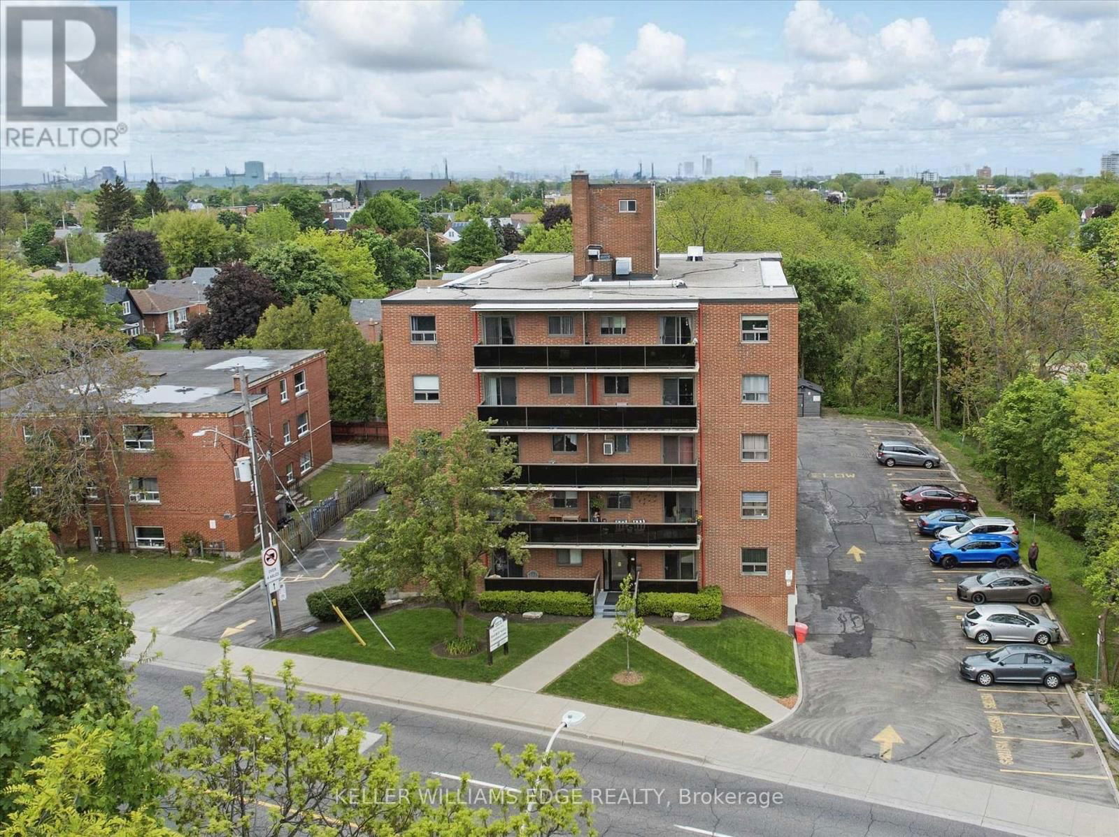 43 - 2373 KING STREET EAST Image 32