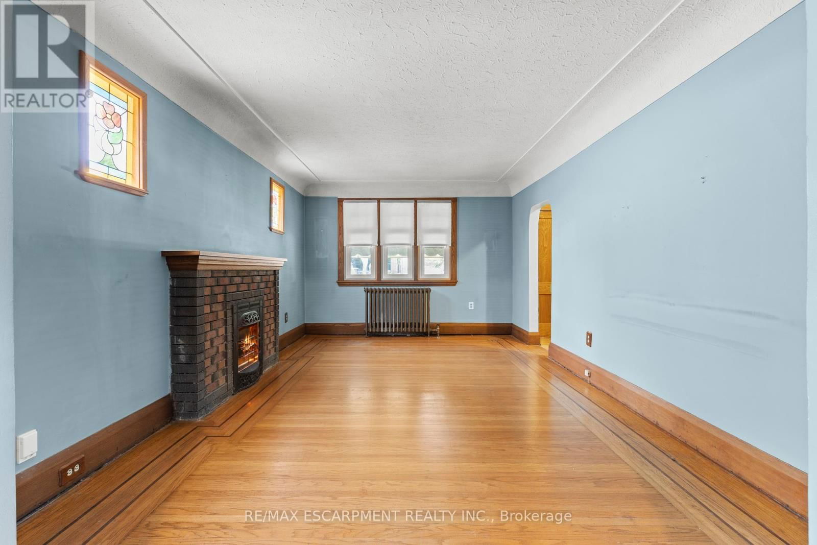 155 BALMORAL AVENUE SOUTH Image 10