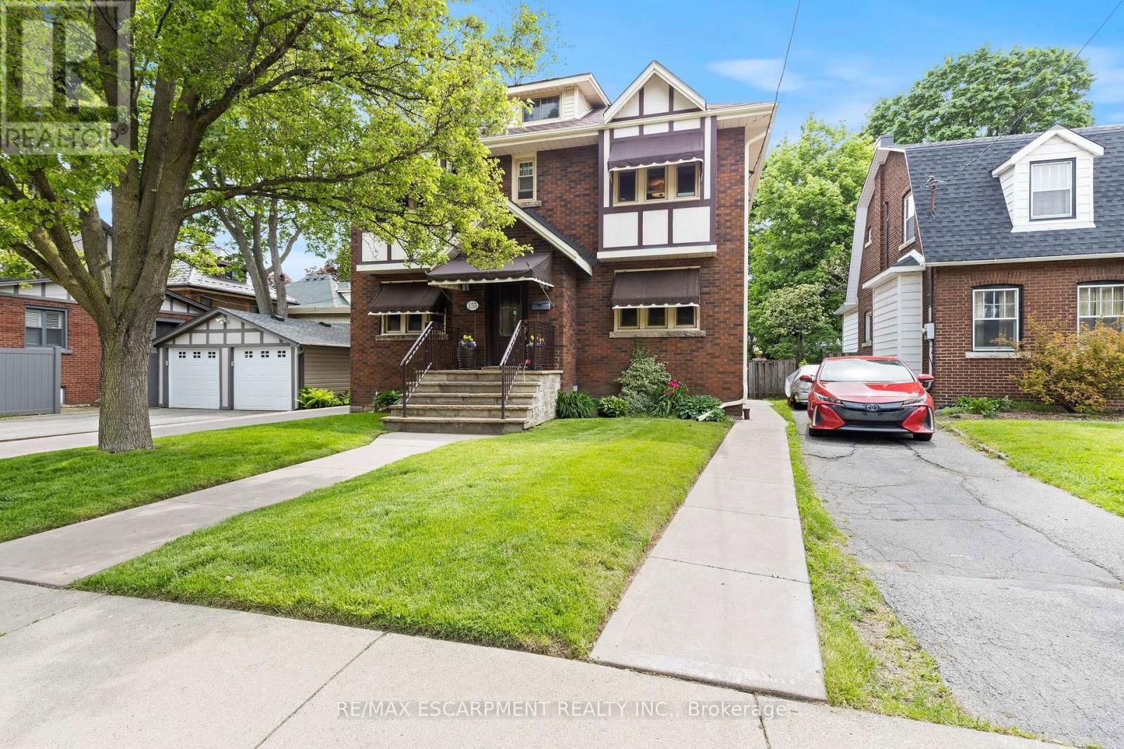 155 BALMORAL AVENUE SOUTH Image 2
