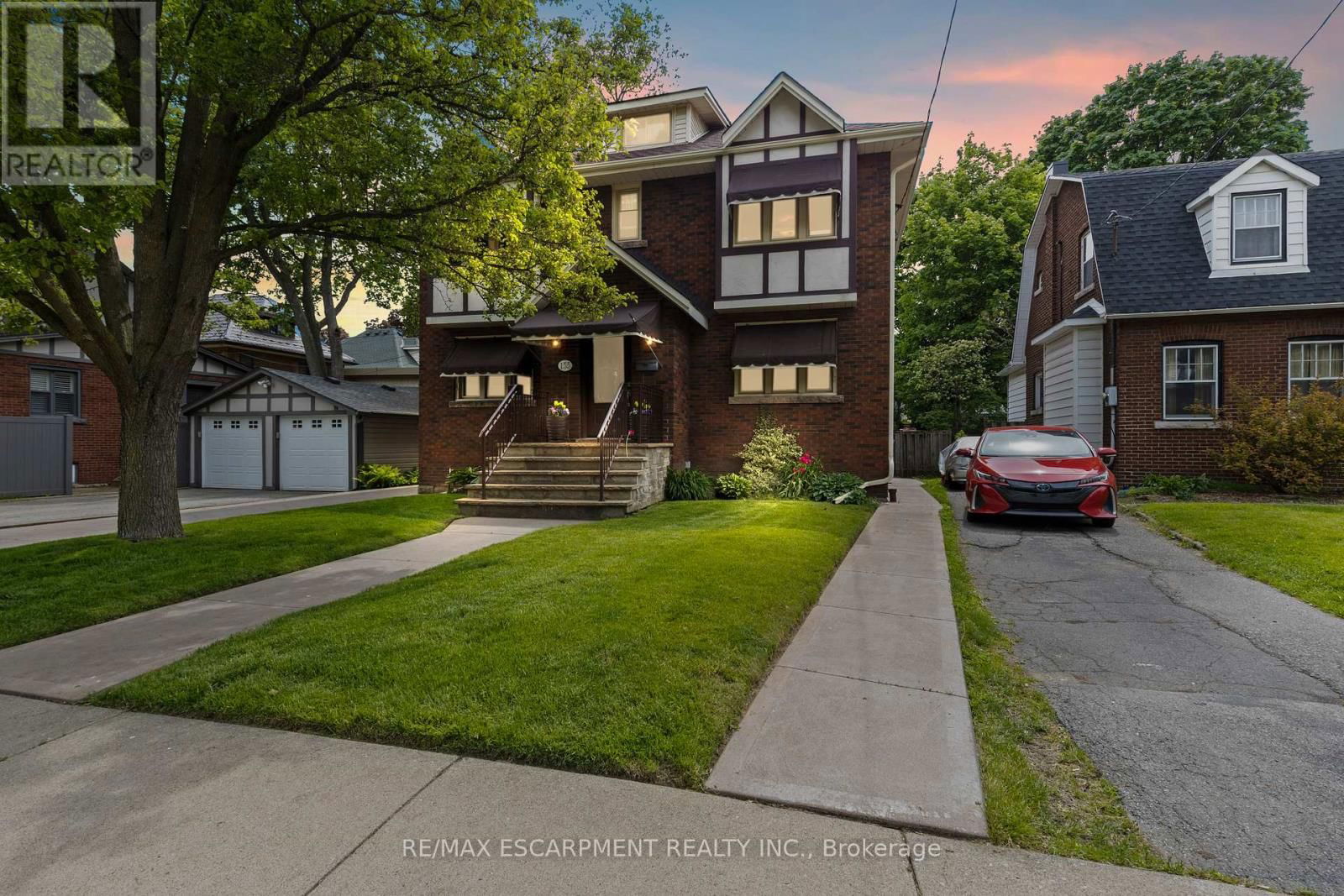155 BALMORAL AVENUE SOUTH Image 3