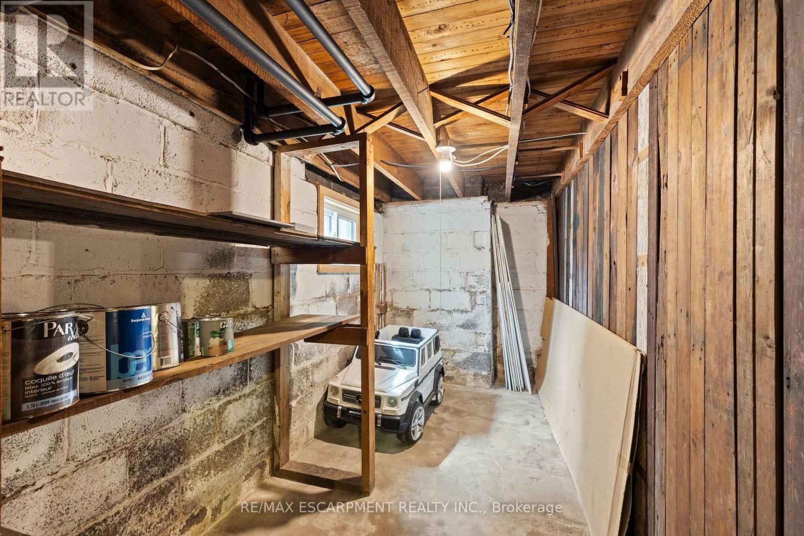 155 BALMORAL AVENUE SOUTH Image 41