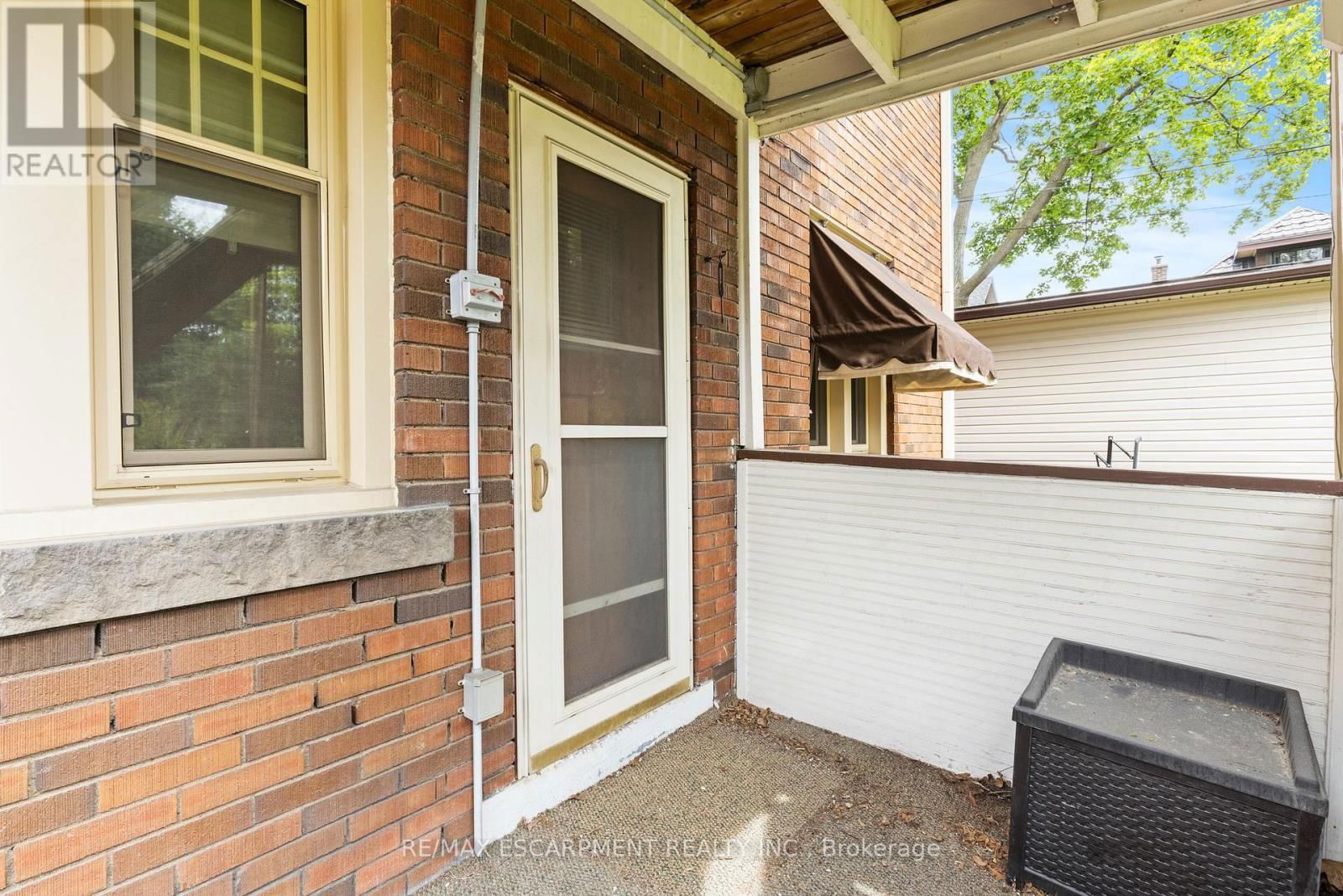 155 BALMORAL AVENUE SOUTH Image 45