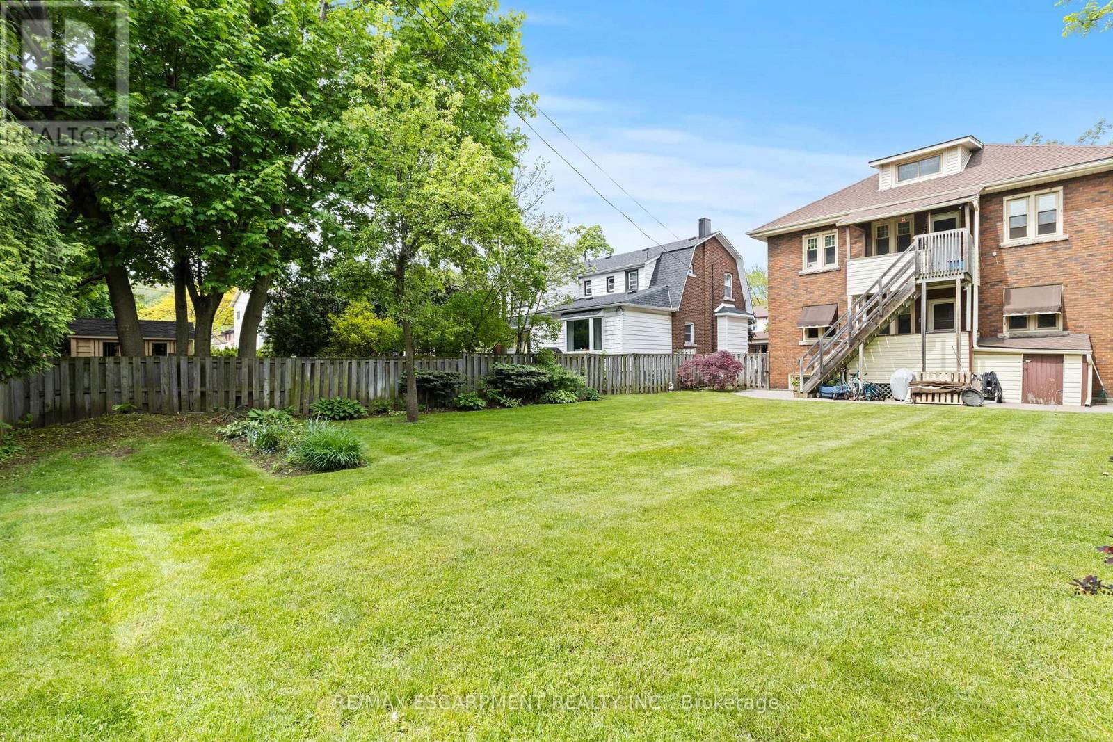 155 BALMORAL AVENUE SOUTH Image 47